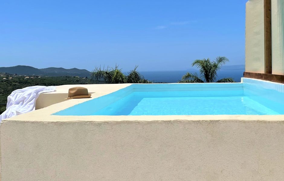 Classic Double Room Private Pool Sea View Private pool Rustic Hill